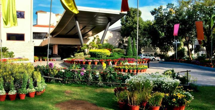 Hotel Mountview Chandīgarh Extérieur photo