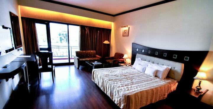 Hotel Mountview Chandīgarh Extérieur photo