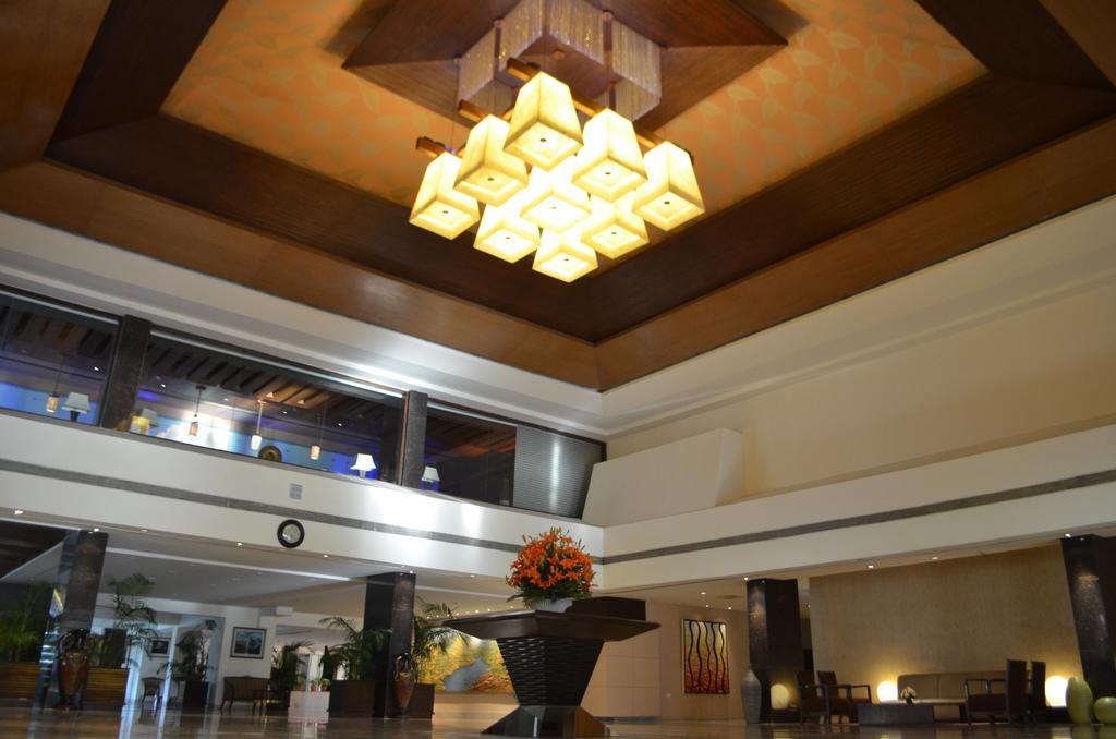 Hotel Mountview Chandīgarh Extérieur photo